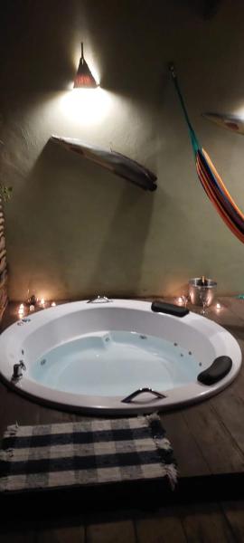 Morooka chalé ÁGUA com hidromassagem ALTER CHÃO